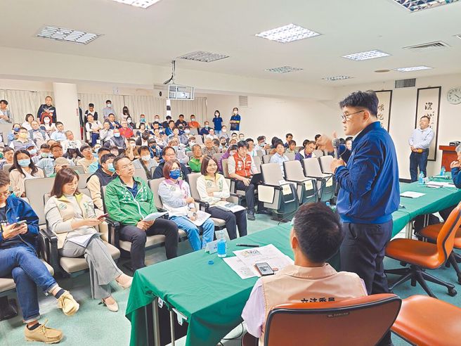 高铁南延屏东案，交通部铁道局到高雄举办多场说明会，向地方说明规划。（本报资料照）