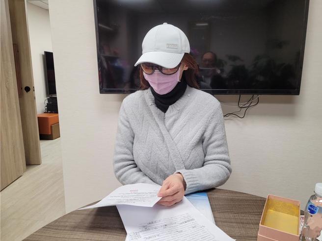 林女表示，在业务员的怂恿下拍下彩钻，但事后发现根本不值钱。（中时资料照）