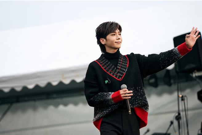 畢書盡日前在國父紀念館開唱。（索尼音樂提供）