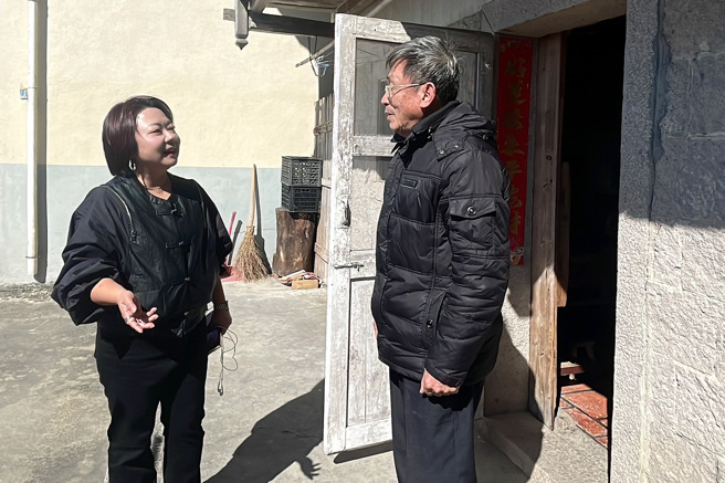 曾乐福到福建省莆田市仙游县锺山镇入户走访。（受访者 供图）