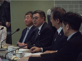 卓榮泰視察台北醫院 推動智慧醫療與AI結合 強化健康台灣願景