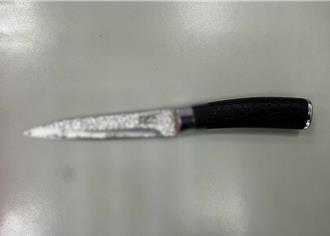 债务谈判破局！越籍移工情绪失控 持刀刺伤同乡遭逮捕