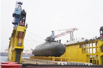 藍委提凍結海鯤號預算 造船工會舉「12強賽」為例：都曾被看衰