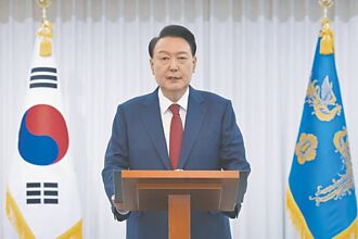 彈劾案後 韓股交易首日翻黑