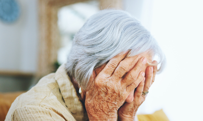 7旬嬷短期失忆、昏厥，竟是罕见失智症上身，医揭2警讯。（示意图：shutterstock／达志）