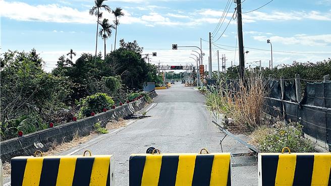 台東市雲南路瓶頸道路拓寬工程，預計將延至明年1月15日通車。（蕭嘉蕙攝）