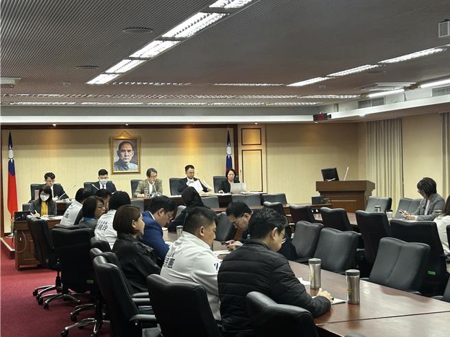 立法院程序委員會17日開會。（陳薏云攝）