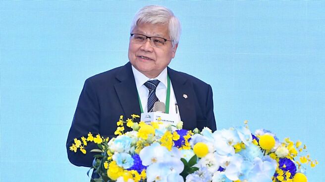 台积电董事长魏哲家透露多功能机器人、无人机是未来重要产业，台湾占据举足轻重的地位。图／王德为