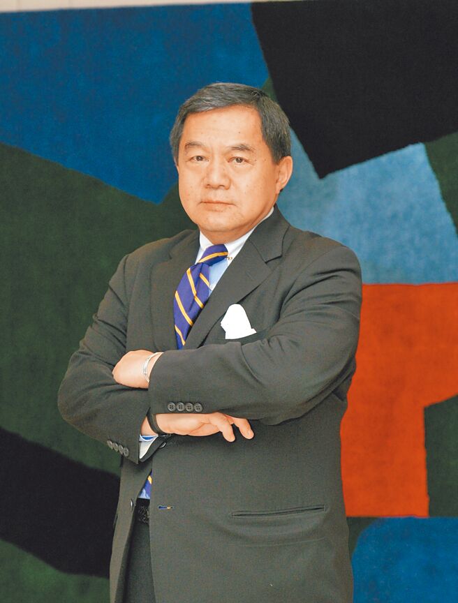 远传蝉联DJSI世界指数全球电信业第一，图为远传电信董事长徐旭东。图／远传电信提供