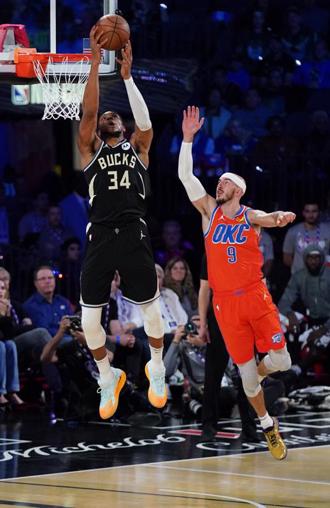 NBA杯》阿提托康波大三元 公鹿击溃雷霆夺冠