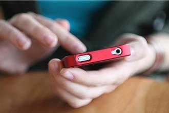 陆军军官盗取同袍女友裸照    外流眾人观赏要赔140万