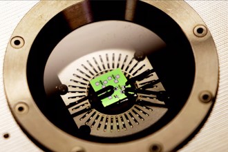 電腦不再怕熱 科學家發明高溫環境也可運作的記憶體