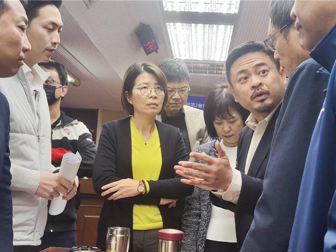 立法院社会福利及卫生环境委员会原定18日审查劳动部公务及基金预算。（林良齐摄）