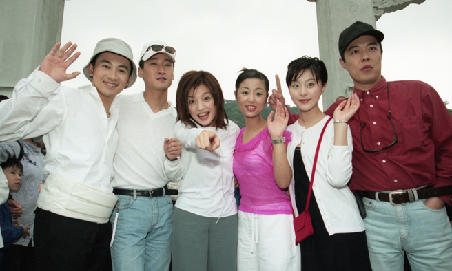 苏有朋（左起）、周杰、赵薇、林心如、范冰冰、张铁林1999年曾来台湾参观故宫。（图／中时资料照）