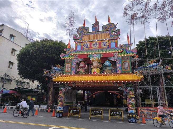 丰原慈济宫。（李京升摄）