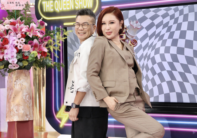 沈玉琳、利菁18日出席记者会。（谢采恩摄）