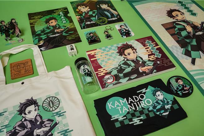 《鬼灭之刃》快闪店炭治郎商品大集合。（新光三越提供）