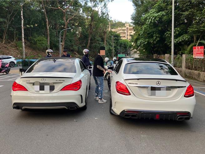 吕嫌使用偽造车牌，却因与友人的宾士并排引起警方注意而遭到查缉。（警方提供）