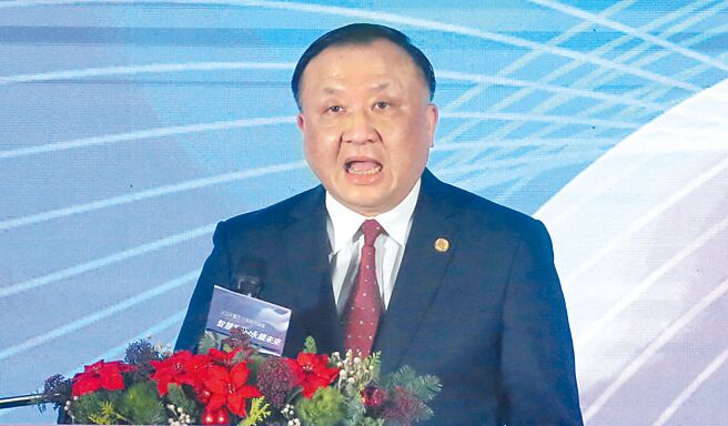 2024双城论坛17日登场，上海市副市长华源致词时表示，他诚挚邀请广大台北市民、台湾同胞多到上海走走，也希望上海市民多来台湾、台北看看，为此将积极推动上海居民赴台团体旅游。（资料照／赵双杰摄）