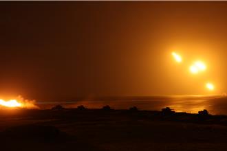 「鎮疆操演」澎防部寒夜操兵 強化夜間實戰經驗 