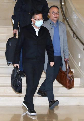 土地弊案涉收賄出庭 鄭文燦瘦一大圈：可見我有多委屈