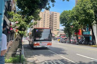 拍板！北市公车票价不涨了 4类员工都加薪成焦点