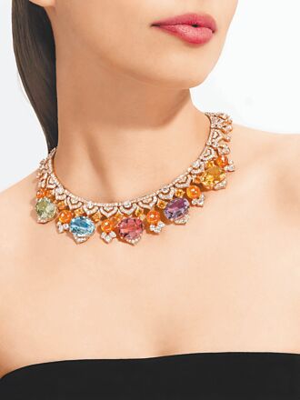 宝格丽说了算！锰铝榴石大流行