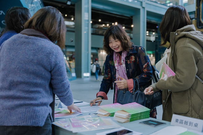 來自全國各地125位中小學教師踴躍參與「AI_x_AI」工作坊活動。(照片/教育部提供)