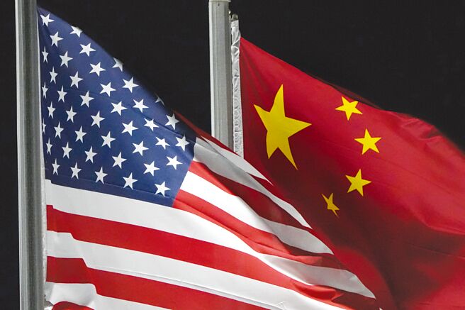 中美科技攻防战越演越烈，美国防堵中国大陆先进半导体发展的同时，再盯上成熟制程晶片。图／美联社