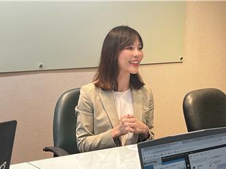 藍強渡關山朝野大亂鬥  青鳥集結立法院外  卓榮泰發聲了