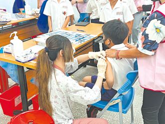 新北疫苗特別門診 夜間、假日都能打