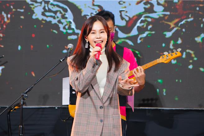 彭佳慧日前替医疗人员献唱。（癌症希望基金会提供）