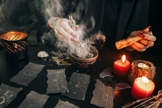 南韩退将「戒严笔记本」查获！意外揭露超人气现职　