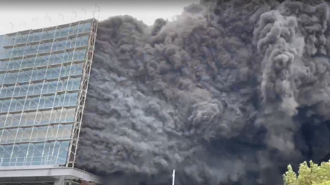 疑空調配管作業未做好防護 釀倉儲大火9死！5人列被告