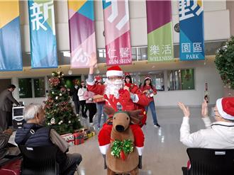 台中護理之家慶佳節 300人共襄盛舉場面溫馨