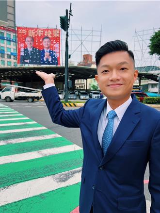 綠營新人提前備戰2026議員 柯建銘特助戴振博賀年看板現身