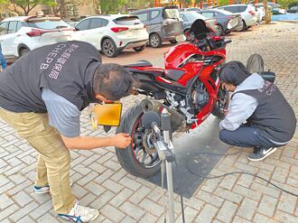 机车违规改管 明年起罚3万