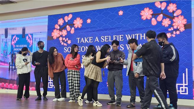 金門大學為讓無法回家過節的境外生感受到新年的喜悅與溫暖，提前與校內印尼學生聯誼會及金馬僑聯會共同舉辦境外學生新年聯歡活動。(圖／金門大學提供)