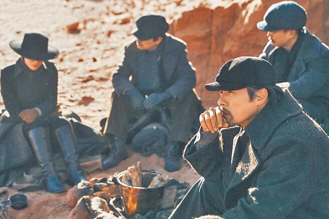 玄彬在《哈爾濱》中飾演韓國獨立運動家「安重根」。（網銀國際影視提供）