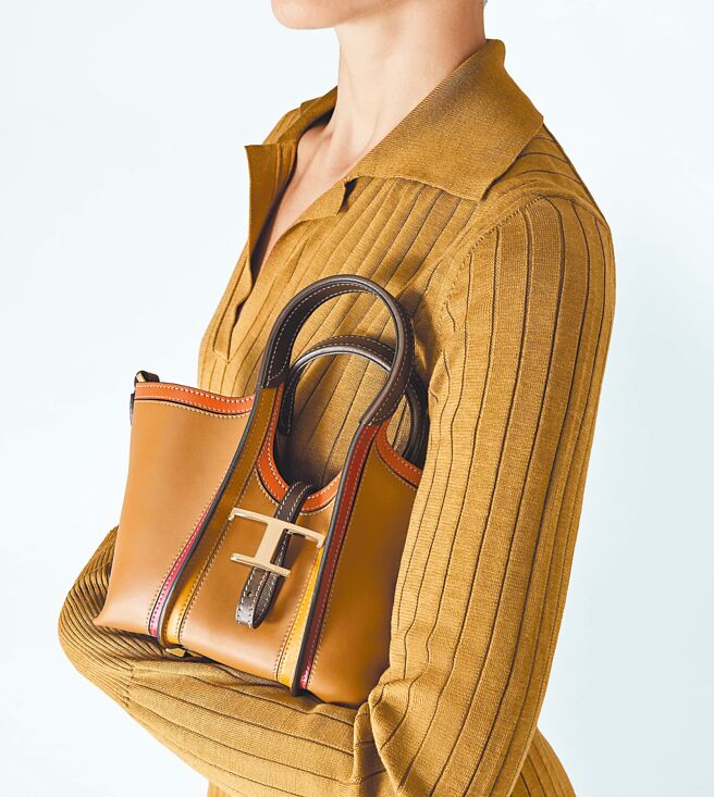 TOD’S T TIMELESS迷你托特包，8万3900元。（TOD’S提供）