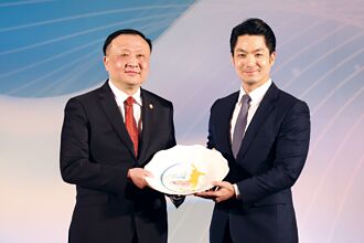 上海副市長 華源親民沒官架子 台商圈都按讚