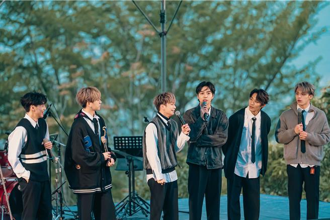 Ozone日前在花莲开唱。（谷动日不落音乐祭提供）