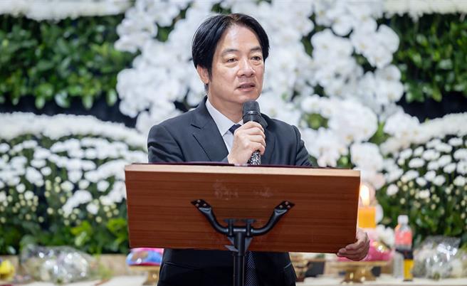 賴清德總統22日頒贈總統府國策顧問彭添富褒揚令(總統府提供)