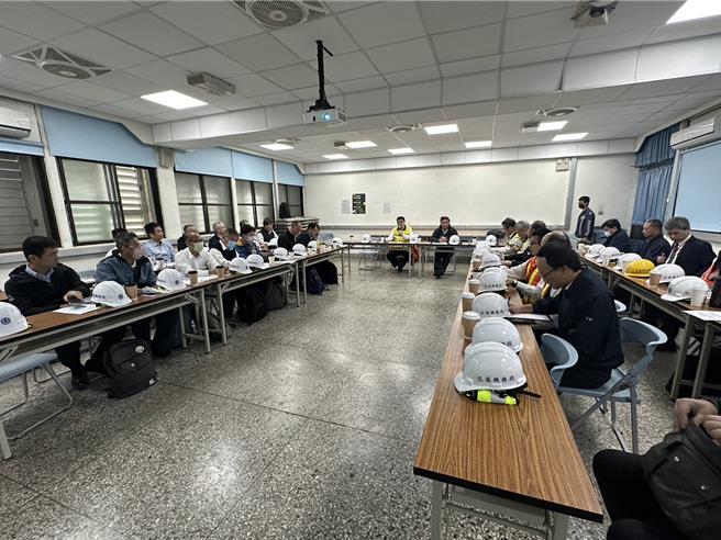 台铁各级主管21日针对第4季发生的调车事故及虚惊事件检讨。（台铁公司提供／蔡明亘台北传真）