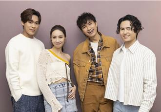 告五人首唱粤语新歌走路有风 老师竟是香港天王古巨基