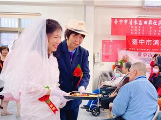 龍井長輩登台軋戲 踏上青春「逆齡」之路憶酸甜