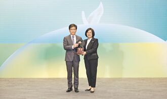 合庫銀 唯一獲特優殊榮公股行庫