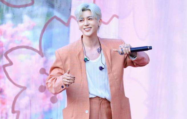 毕书尽虽然遭抹黑，但人气依旧不减。（图／翻摄自毕书尽脸书）