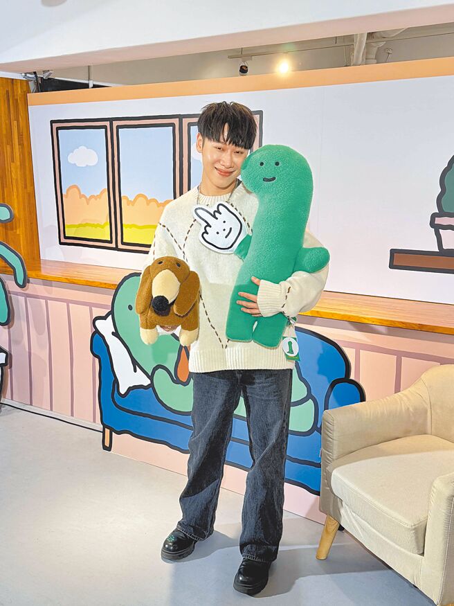 「小赖」赖晏驹担任LINE FRIENDS的JOGUMAN大型主题展「HAVE YOU SEEN MY DOG?」一日店长。（古明弘摄）