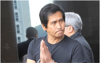 64岁齐秦遭爆「肺癌晚期」留北京治疗！姊齐豫首回应